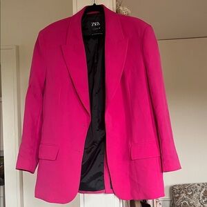 ZARA SIZE MEDIUM OVERSIZED WOMEN’S FUCHSIA BLAZER